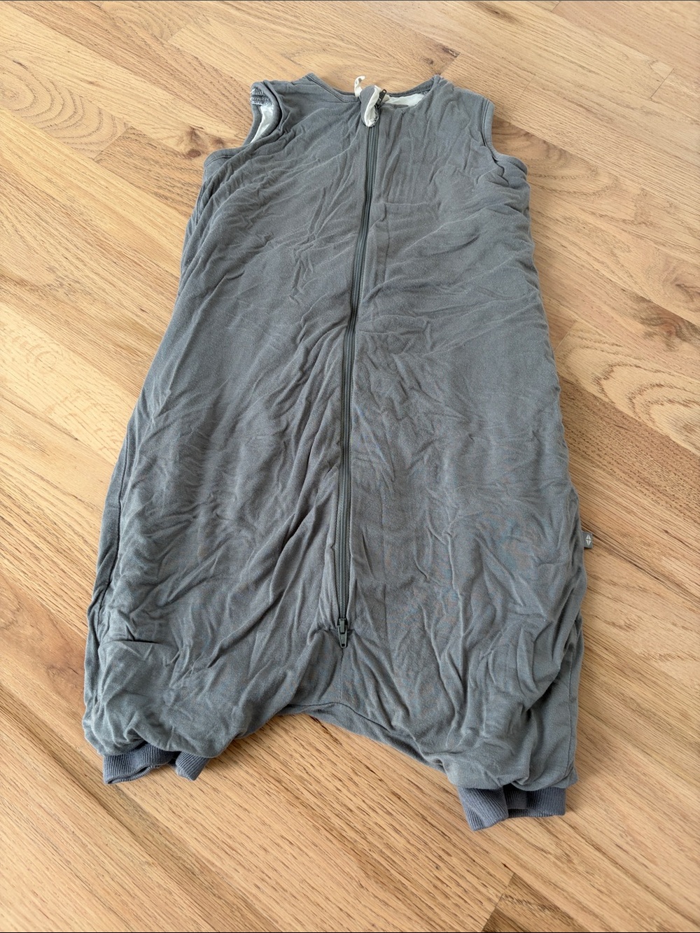 Kyte BABY Gray walking Sleeveless Sleep Sack